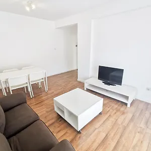 https://casa-centrale.larnacahotels.org
